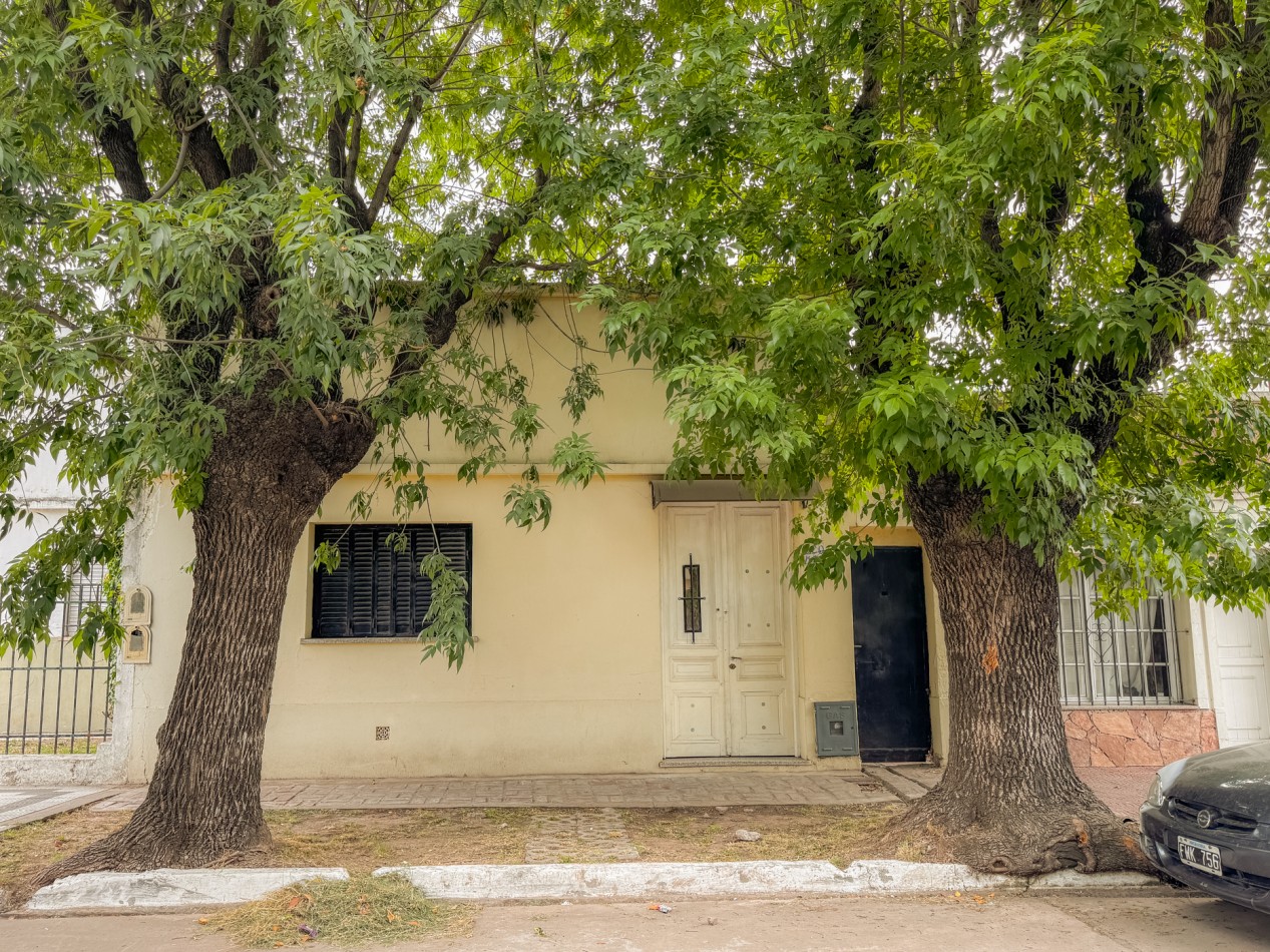 CAÑUELAS -CASA ANTIGUA RECICLADA A LA VENTA ¡APTA CREDITO HIPOTECARIO!