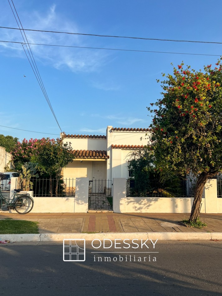 Cañuelas casa en venta  en excelente ubicacion-APTO CREDITO HIPOTECARIO