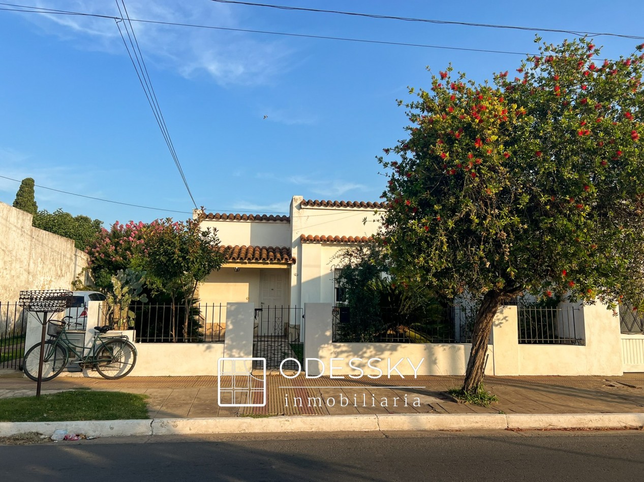 Cañuelas casa en venta  en excelente ubicacion-APTO CREDITO HIPOTECARIO