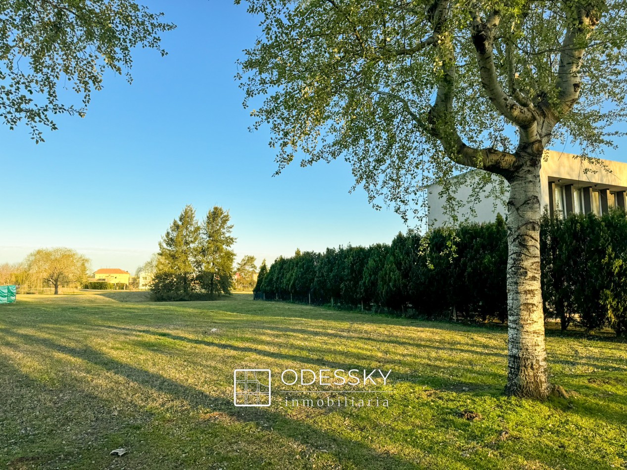 Cañuelas-Lote en Venta en Club de Campo Las Cañuelas 