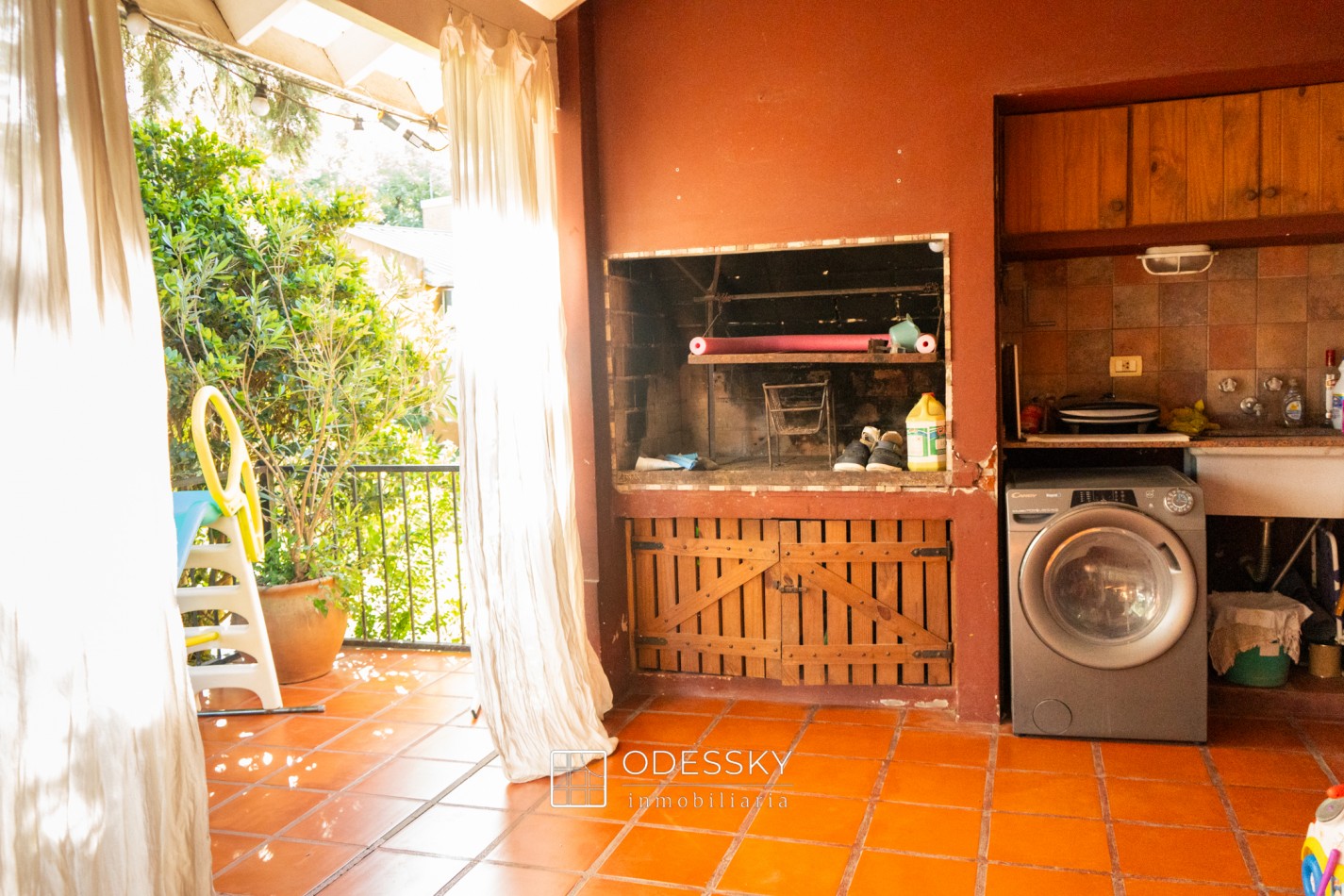 Cañuelas -Hermosa casa en B° privado El palomar -Apta credito hipotecario !