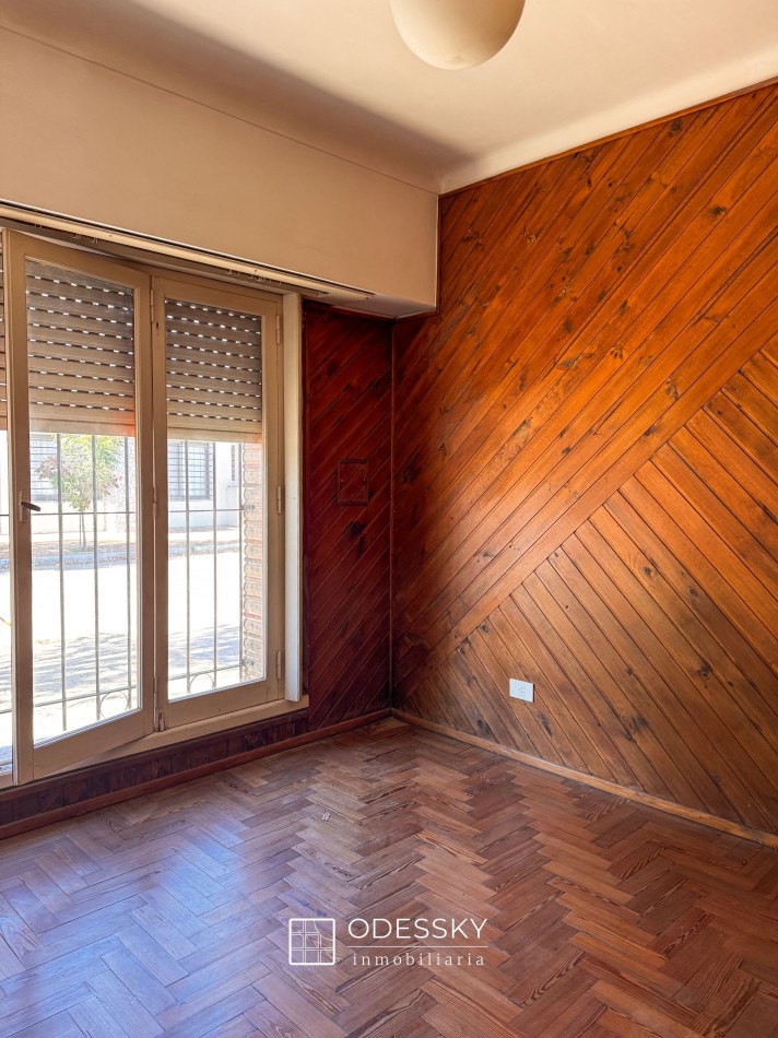 Cañuelas , casa en venta de 3 dormitorios , en el centro de la Ciudad