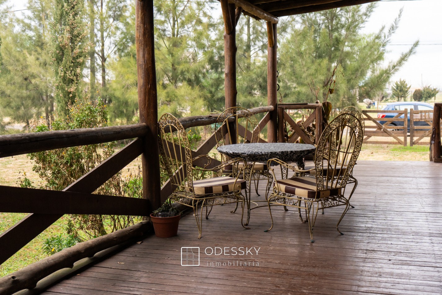 VENDIDO ! Uribelarrea- Cabaña de Troncos con Pileta y Gran Parque - Barrio abierto Quintas de Uribe