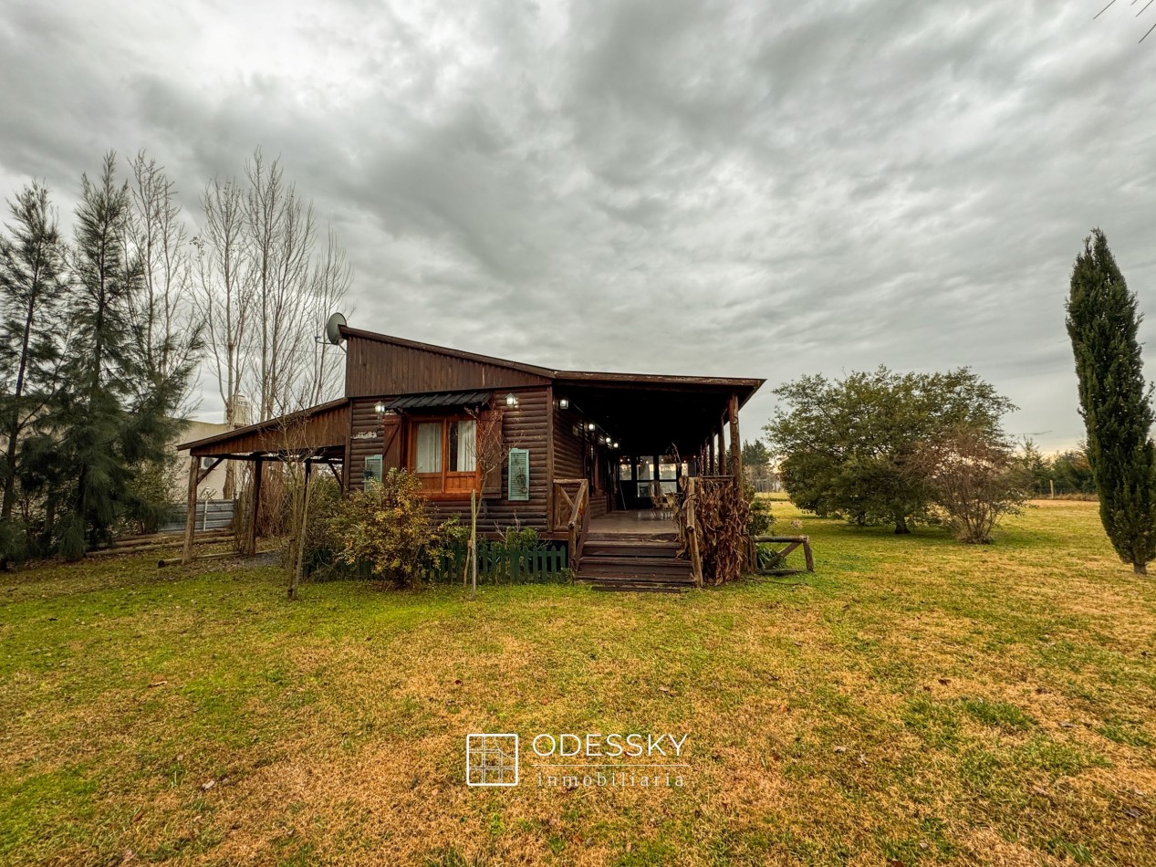 VENDIDO ! Uribelarrea- Cabaña de Troncos con Pileta y Gran Parque - Barrio abierto Quintas de Uribe