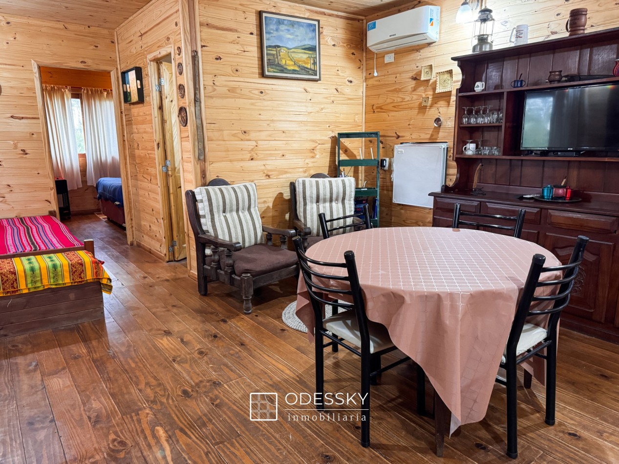 VENDIDO ! Uribelarrea- Cabaña de Troncos con Pileta y Gran Parque - Barrio abierto Quintas de Uribe