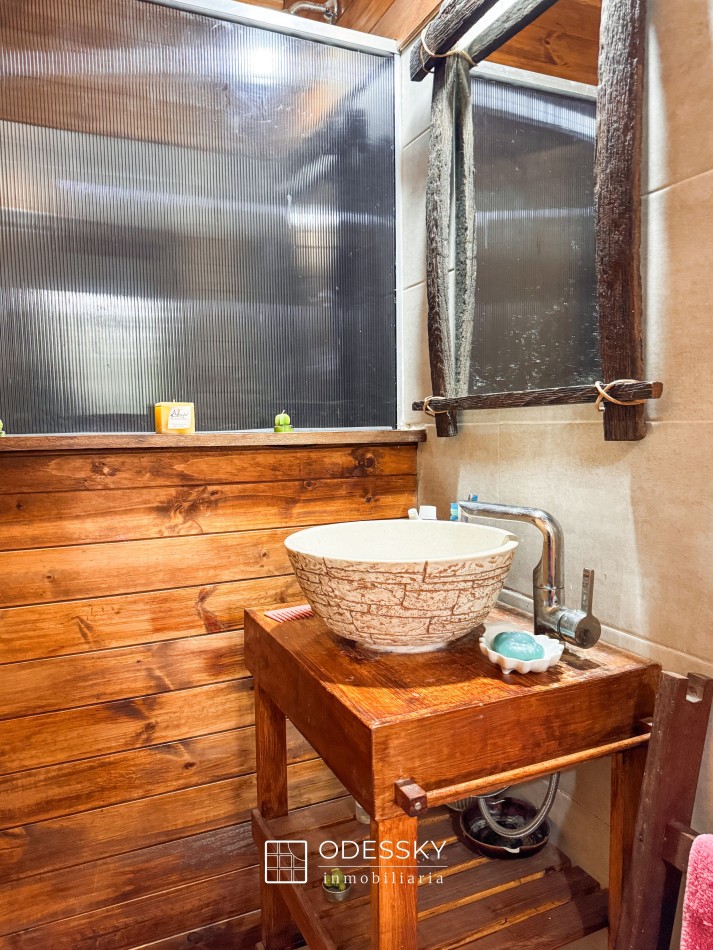 VENDIDO ! Uribelarrea- Cabaña de Troncos con Pileta y Gran Parque - Barrio abierto Quintas de Uribe