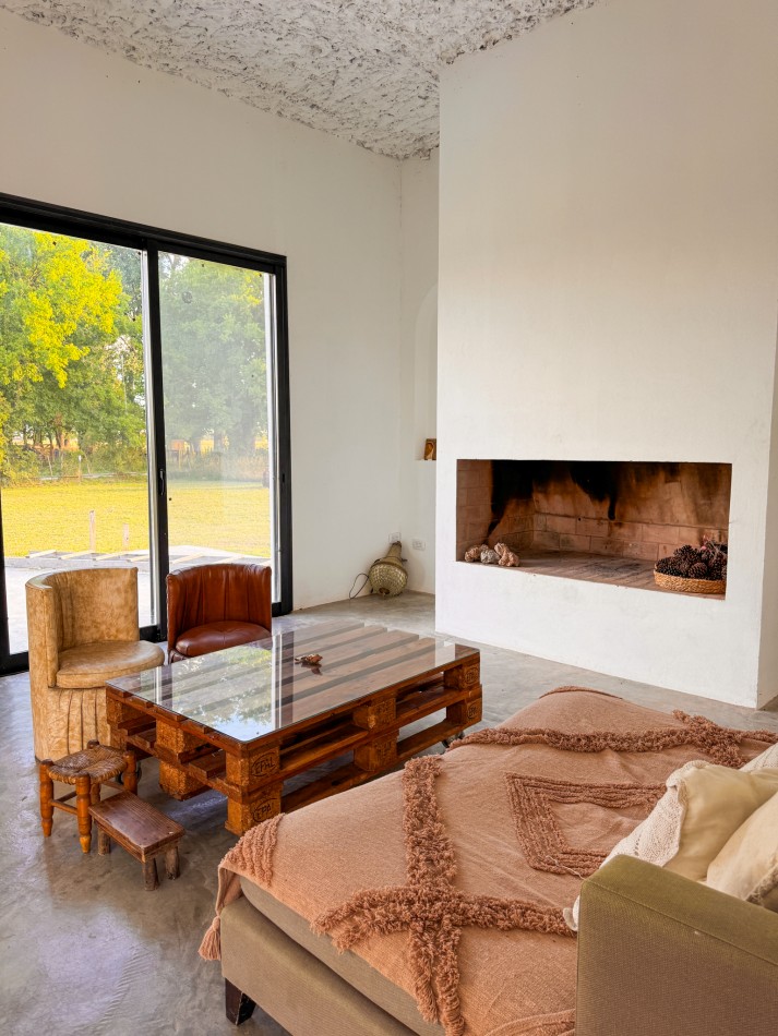 En ALQUILER o VENTA! Hermosa casa de Campo en Puesto viejo , Club de campo de polo - Ruta 6 km 82 , Cañuelas.