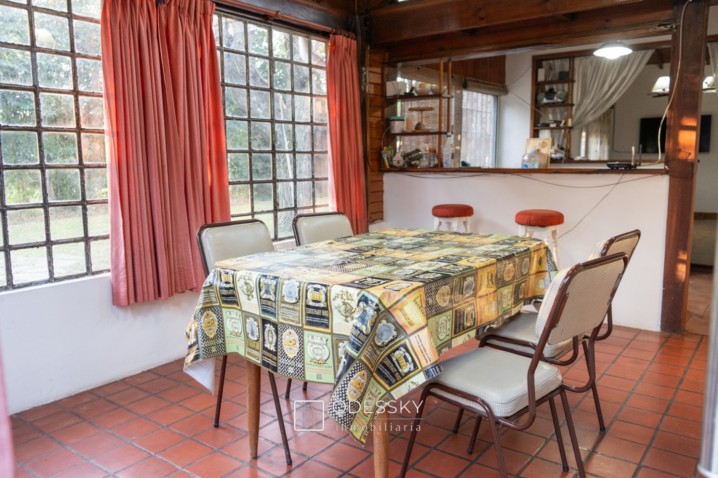 Cañuelas-Casa Quinta en Venta en la Localidad de Villa Adriana