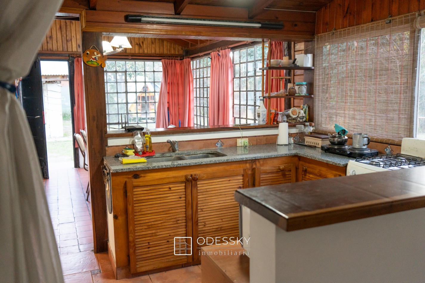Cañuelas-Casa Quinta en Venta en la Localidad de Villa Adriana