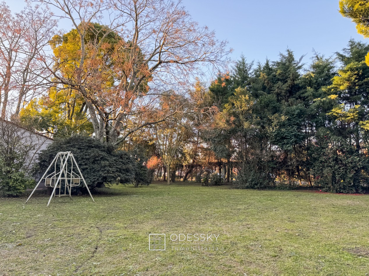 Cañuelas-Casa Quinta en Venta en la Localidad de Villa Adriana