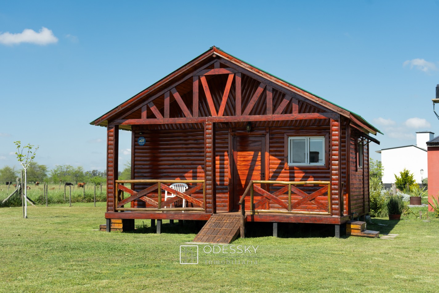 Uribelarrea - Dos Cabañas de Tronco Impecables a la Venta