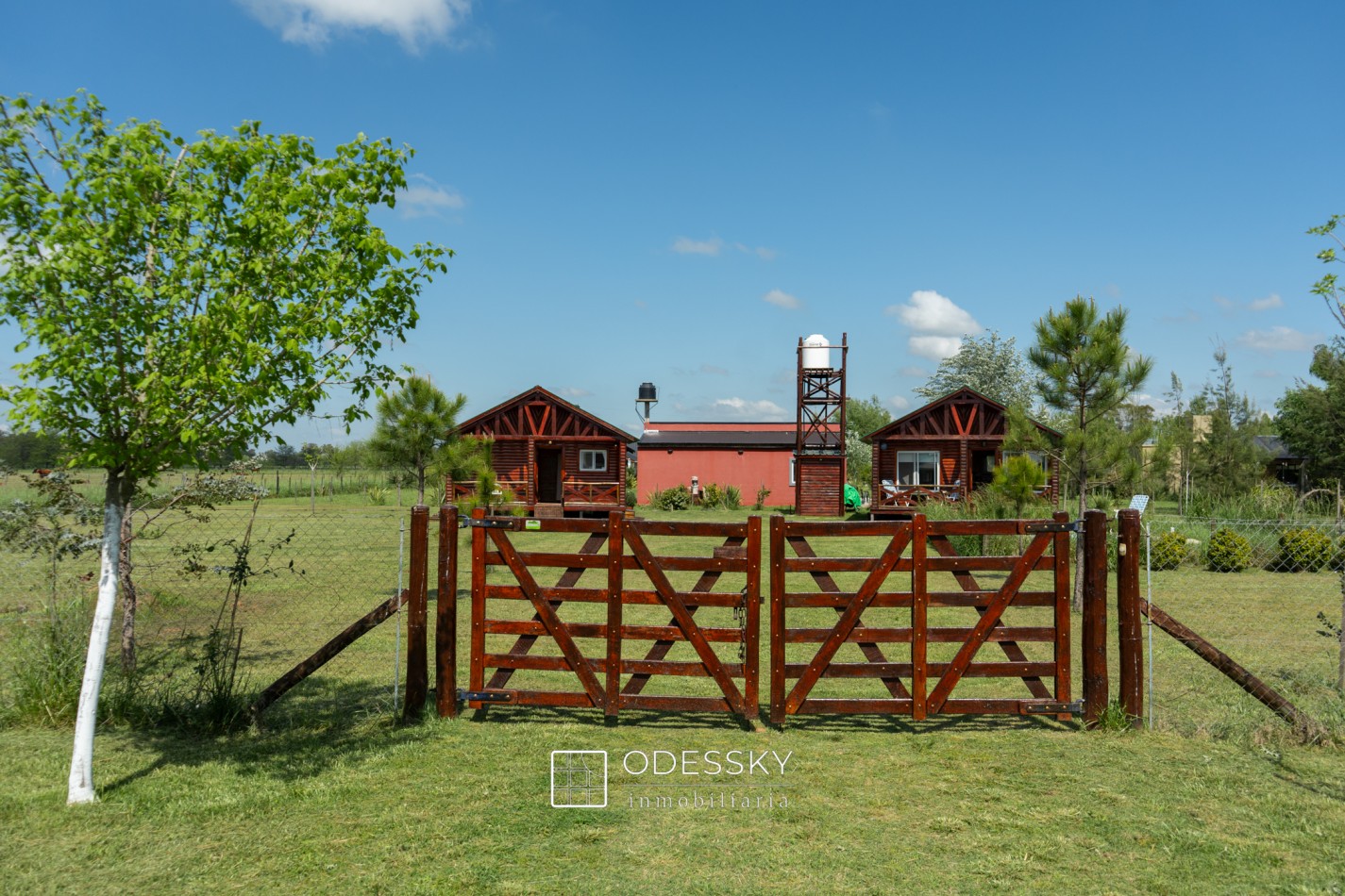 Uribelarrea - Dos Cabañas de Tronco Impecables a la Venta