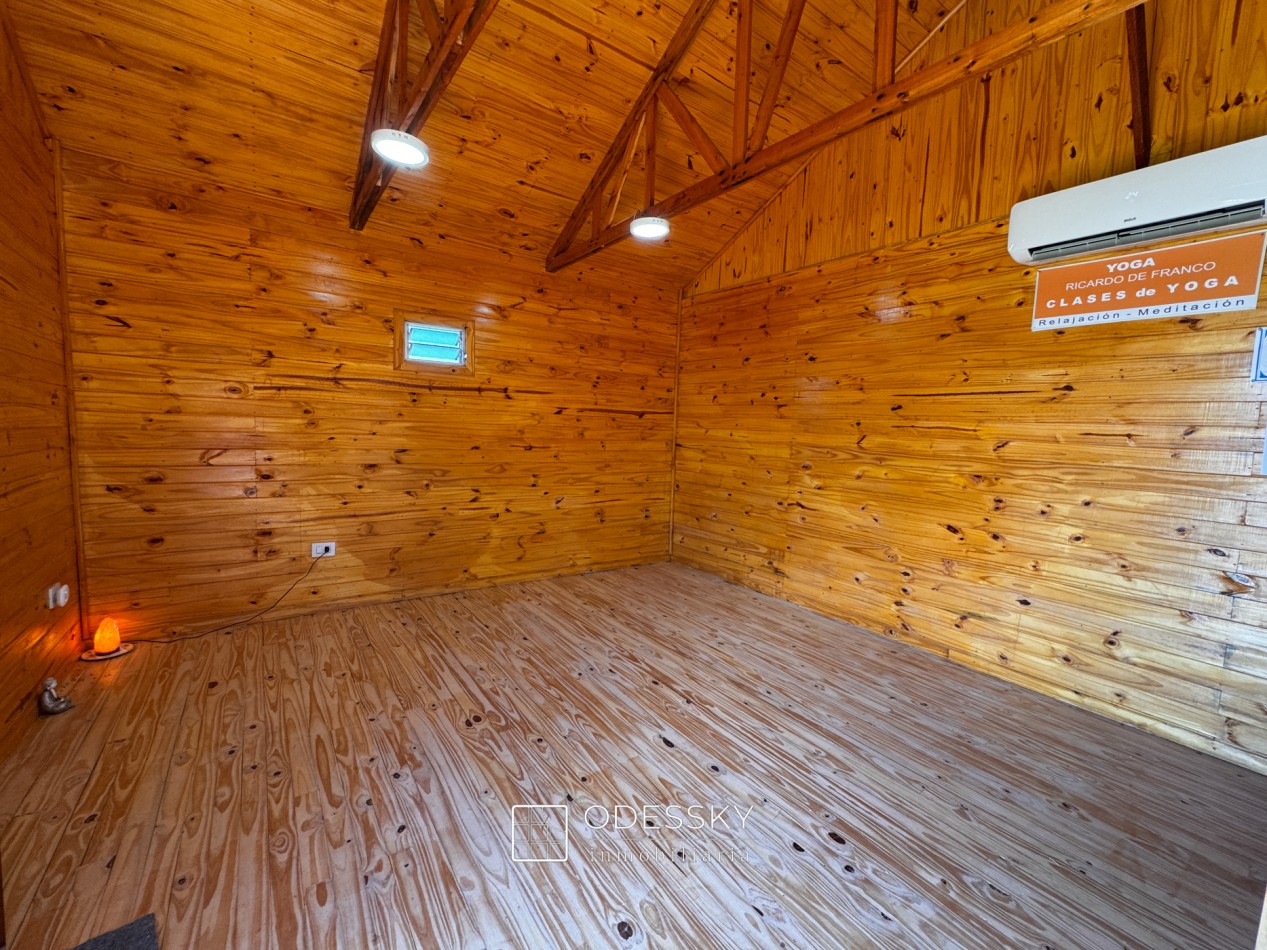 Uribelarrea - Dos Cabañas de Tronco Impecables a la Venta