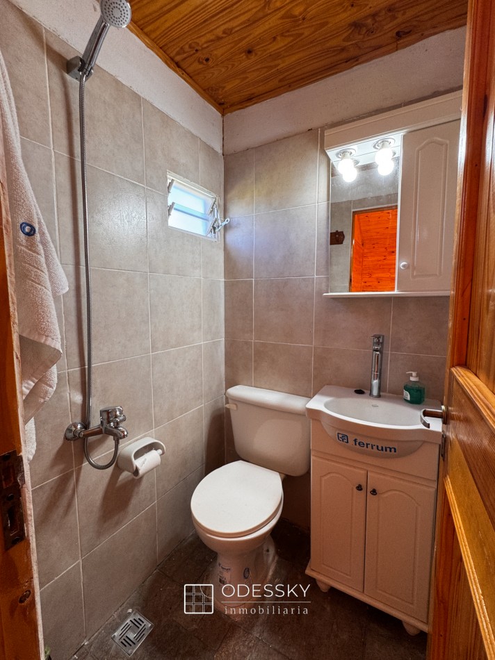 Uribelarrea - Dos Cabañas de Tronco Impecables a la Venta