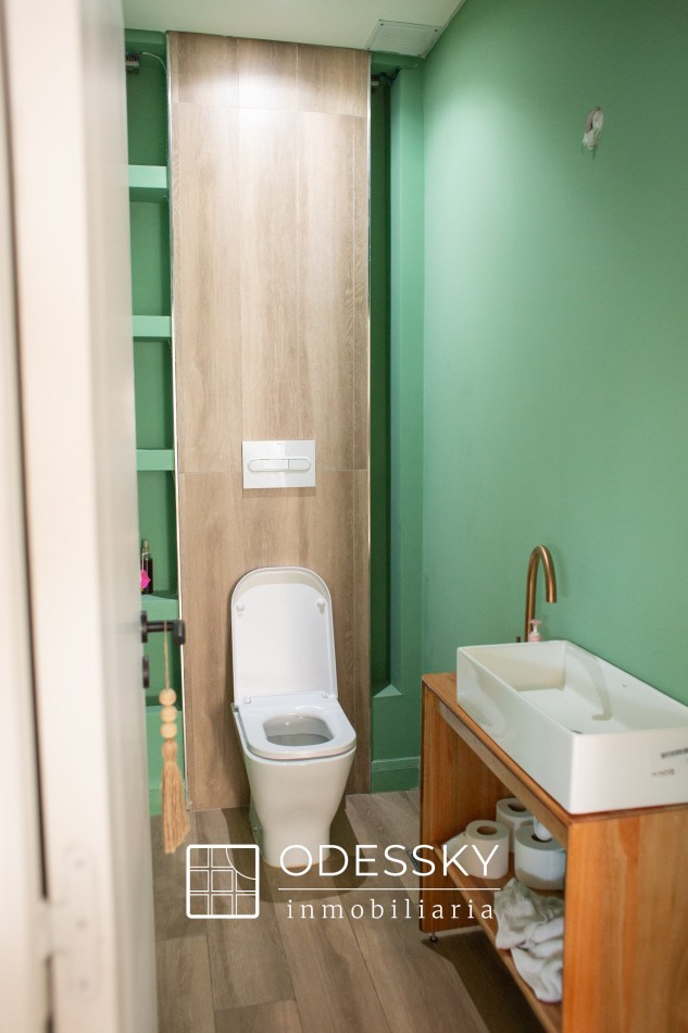 Cañuelas -Casa de espectacular diseño  en Venta 