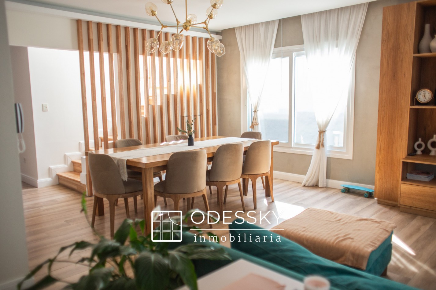 Cañuelas -Casa de espectacular diseño  en Venta 