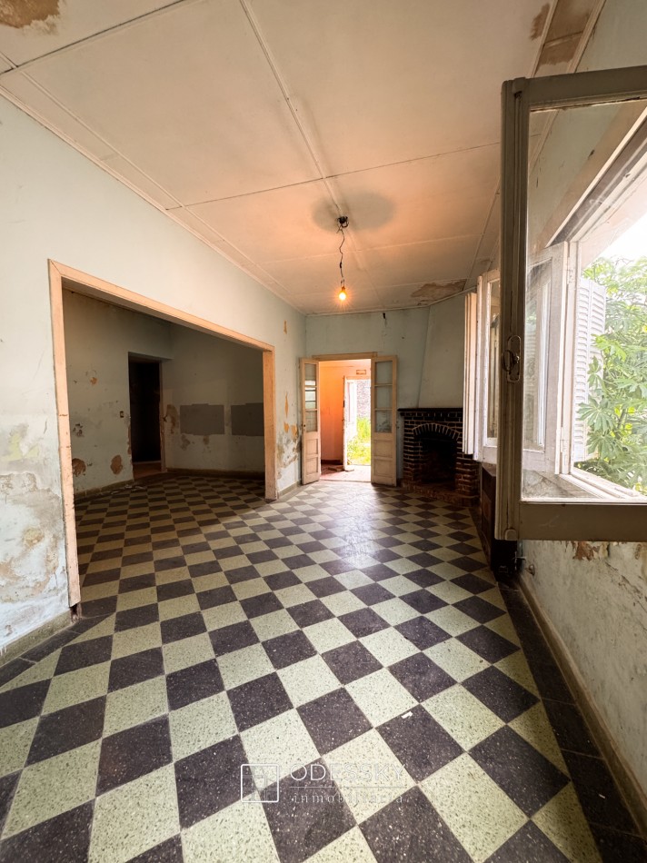 Atencion Inversores !  Propiedad unica en el corazon de Cañuelas  