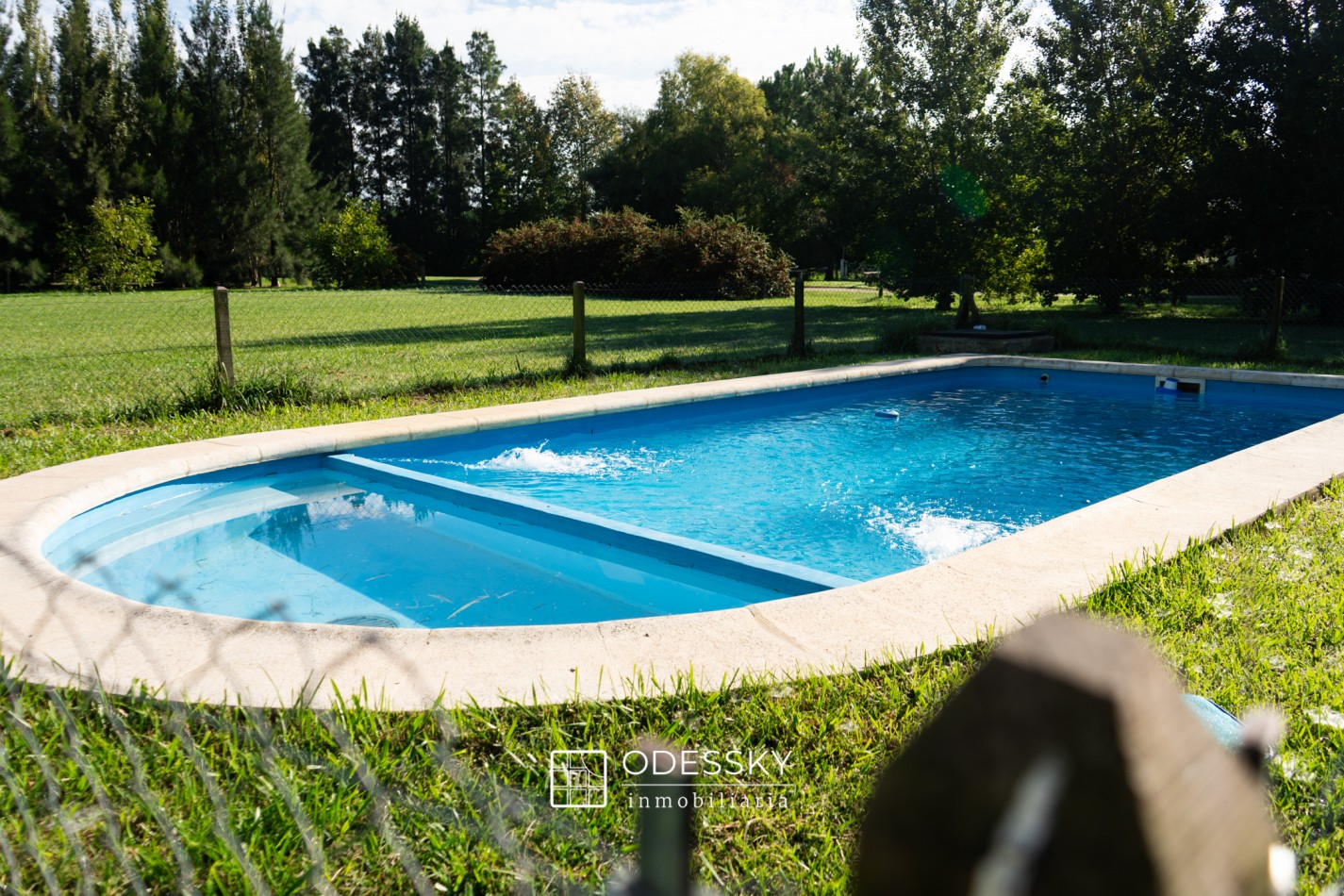 Chacras de Uribelarrea- Cañuelas - Hermosa Casa quinta en venta