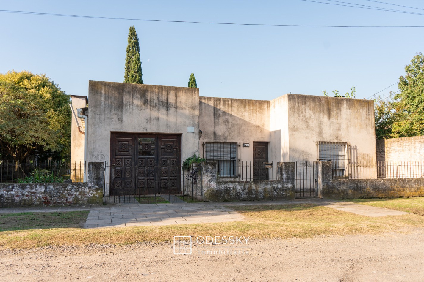CAÑUELAS Casa en venta con espectacular lote -APTA CREDITO HIPOTECARIO
