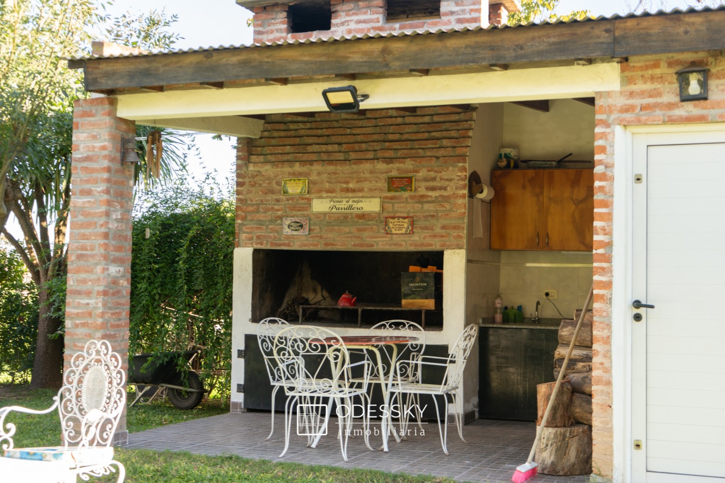 Casa Quinta en Venta - Barrio Peluffo, Cañuelas ¡Apta credito hipotecario!