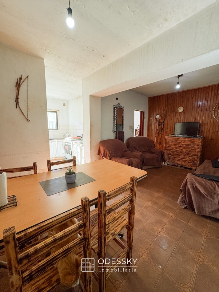 Cañuelas -casa en venta en pleno centro de Cañuelas 