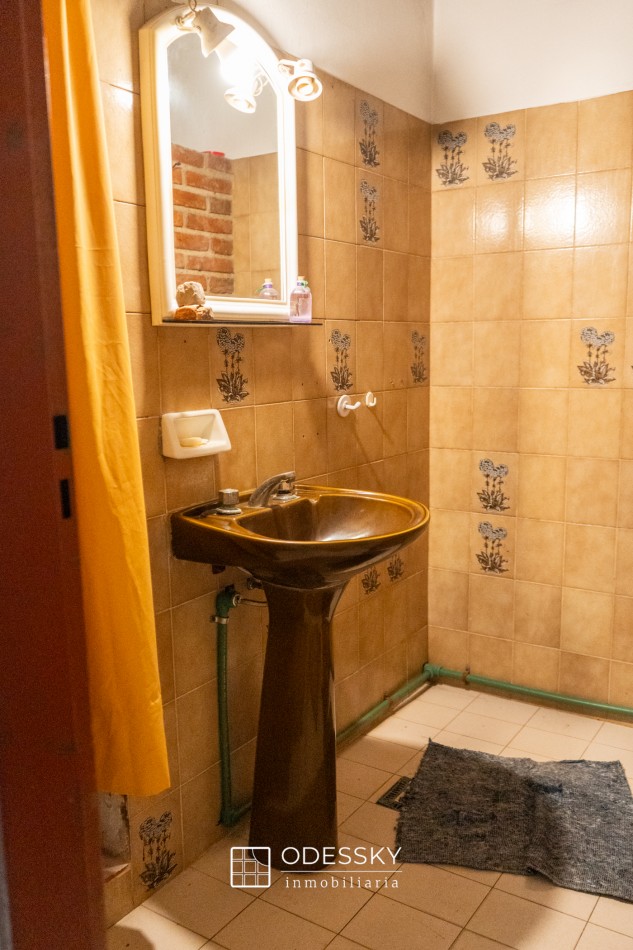 Cañuelas -casa en venta en pleno centro de Cañuelas 