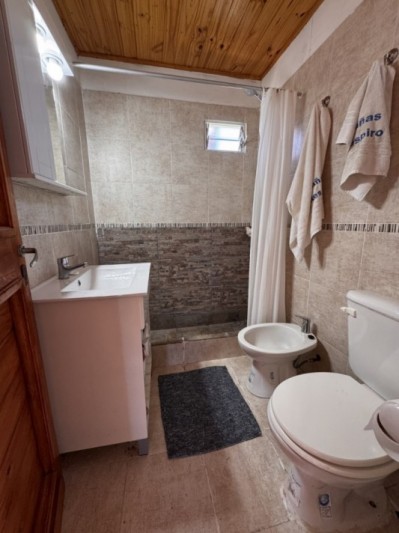 Uribelarrea - Dos Cabañas de Tronco Impecables a la Venta