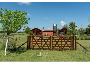 Uribelarrea - Dos Cabañas de Tronco Impecables a la Venta