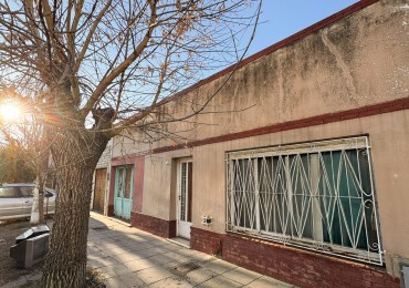 Cañuelas- Casa en venta ¡Oportunidad para reciclar en una excelente ubicacion!